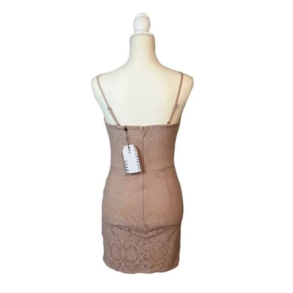 Dress The Population Leanne Soft Pink Bodycon Lace Detail Dress NWT US S - Picture 4 of 7